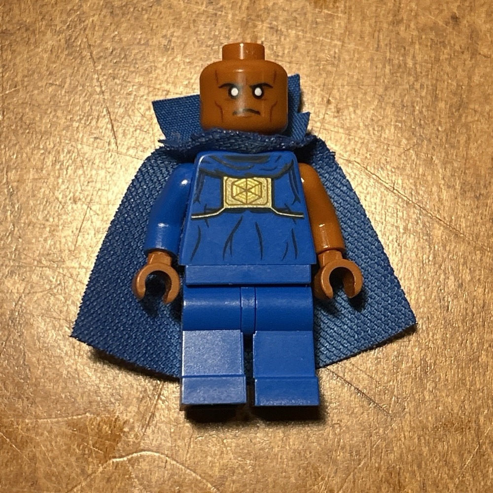Lego Watcher Minifigure 76194 sh0746 Marvel Super Heroes